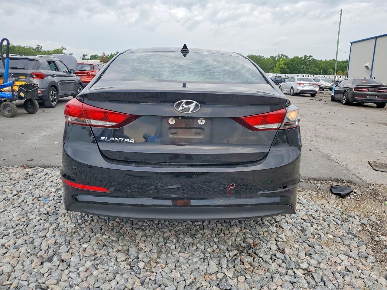 2018 HYUNDAI ELANTRA VALUE EDITION photo 16