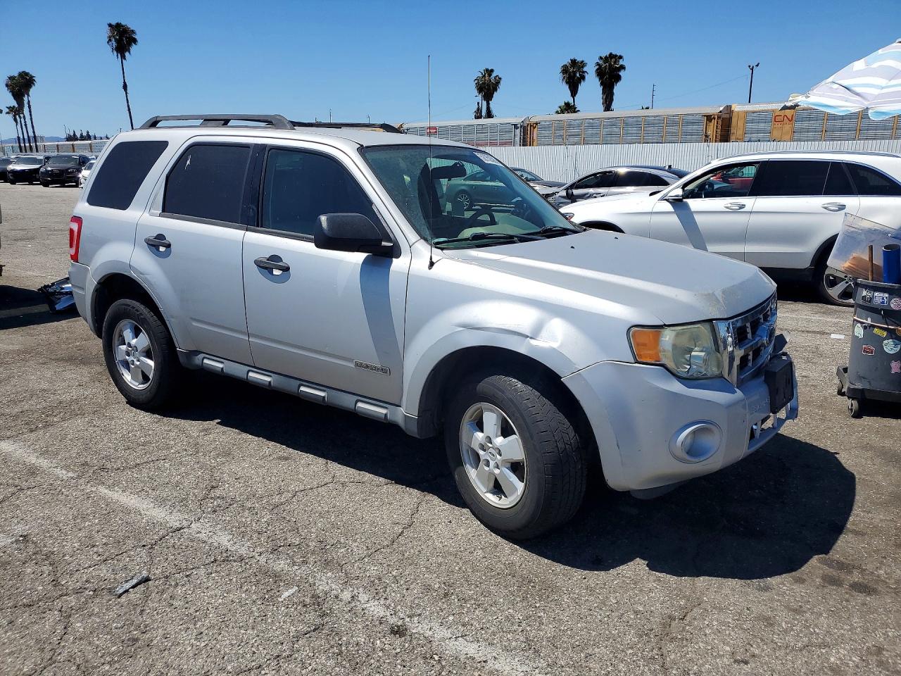 2008 FORD ESCAPE XLT photo 7