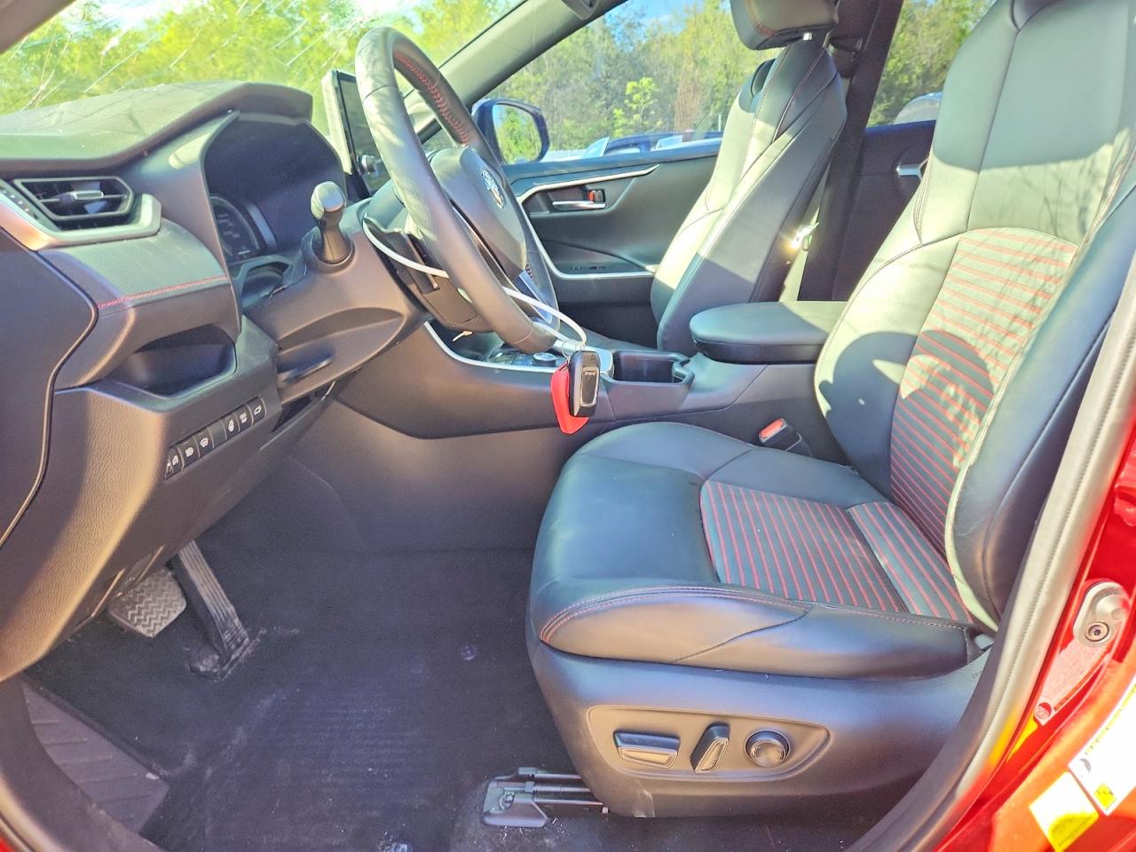 2023 TOYOTA RAV4 PRIME XSE photo 19