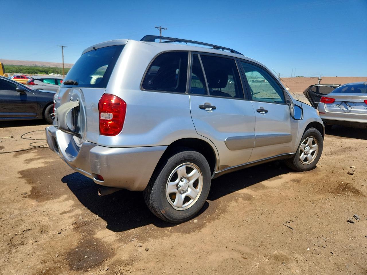 2004 TOYOTA RAV4 BASE photo 3