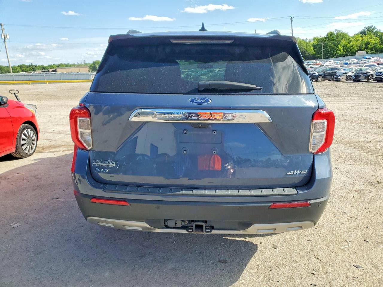 2021 FORD EXPLORER XLT photo 6