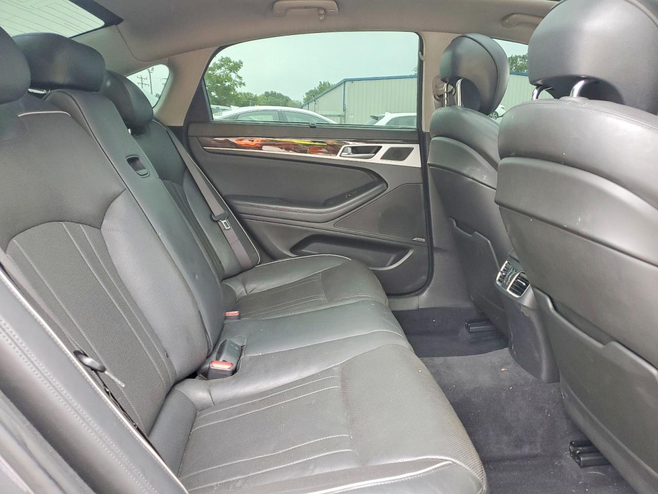 2015 HYUNDAI GENESIS 3.8L photo 19