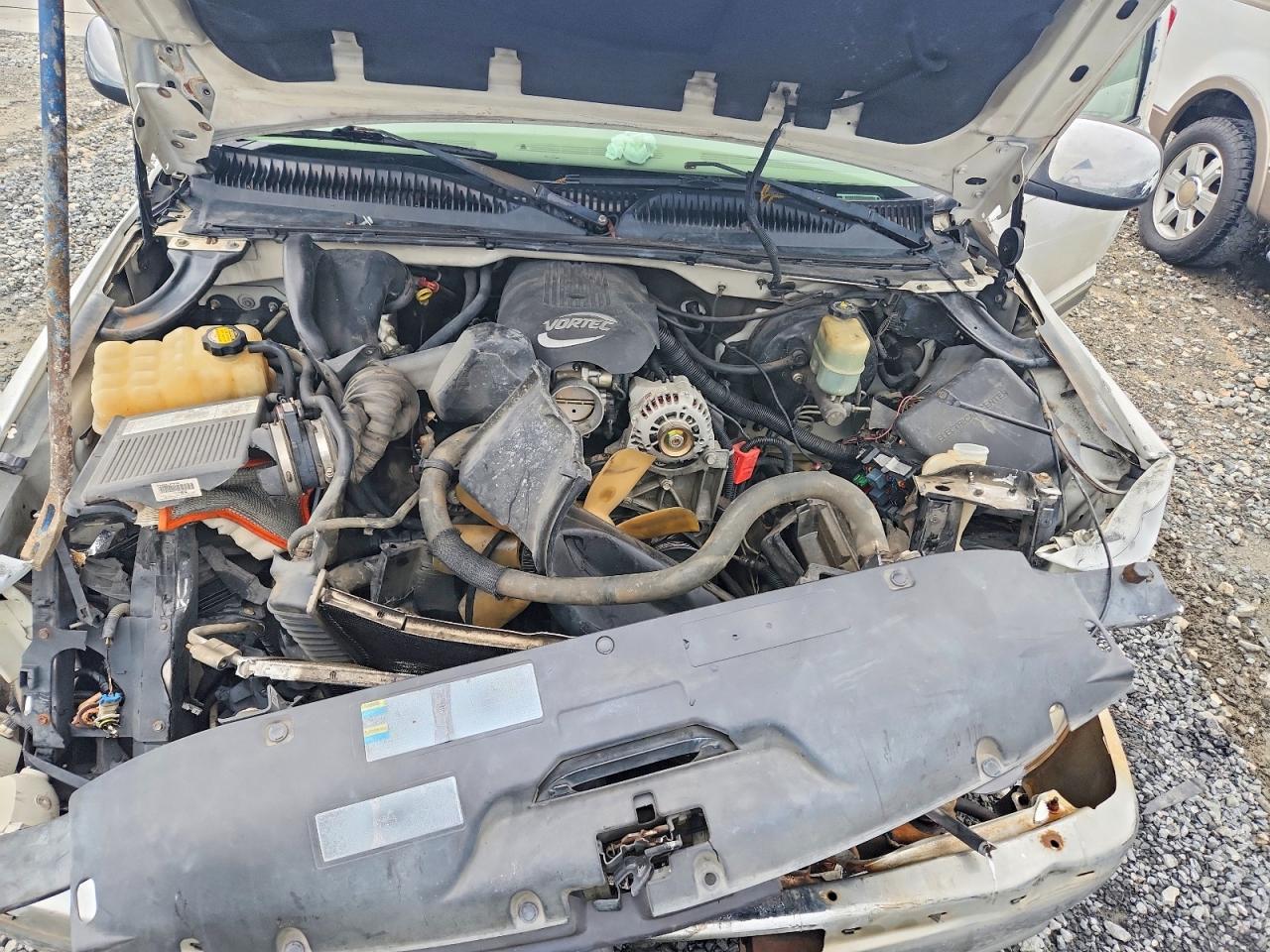 2002 CHEVROLET SILVERADO C1500 photo 11