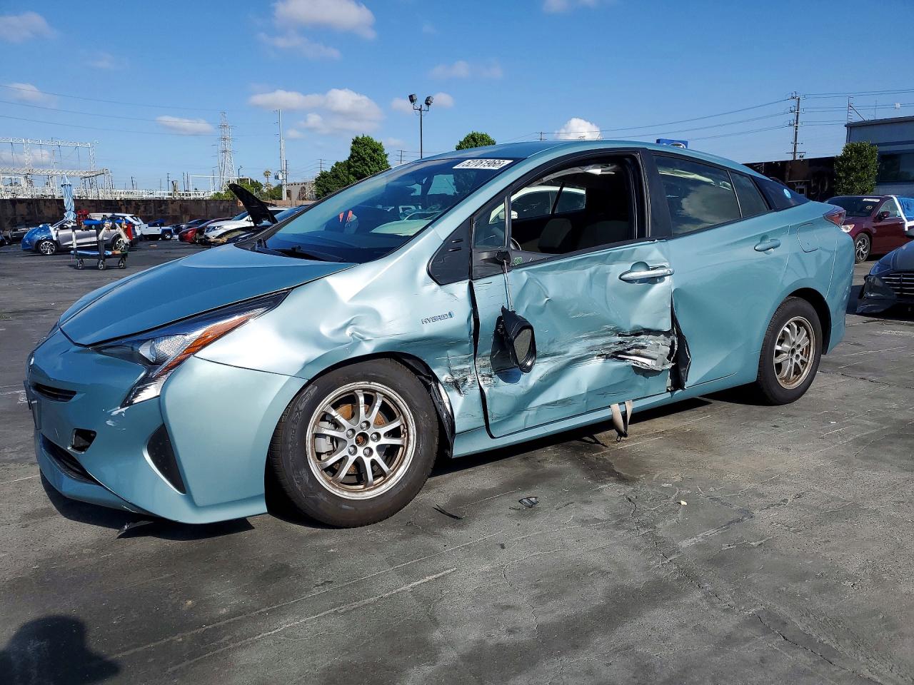 2016 TOYOTA PRIUS