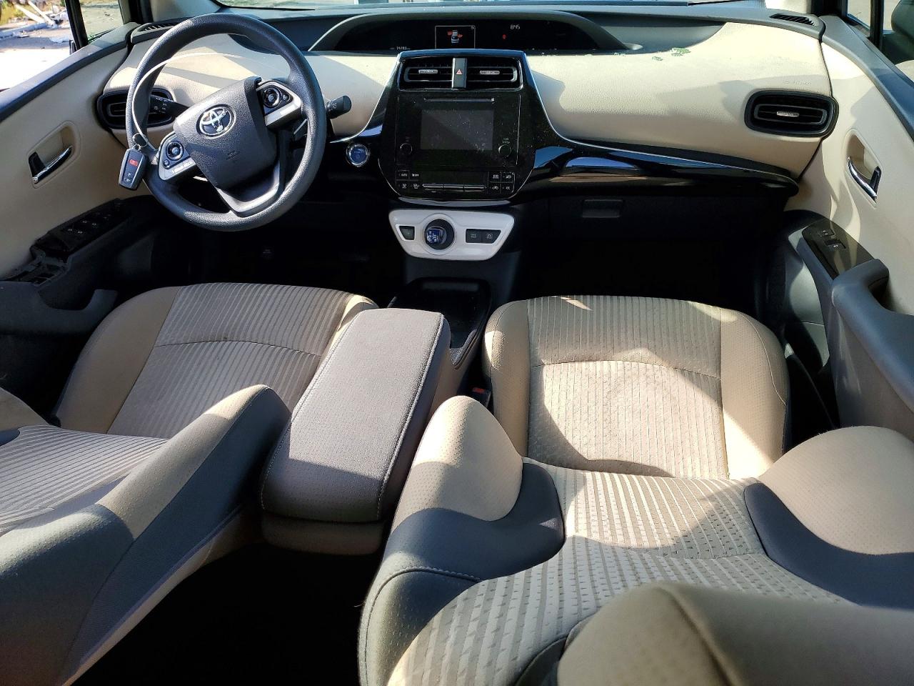 2016 TOYOTA PRIUS TWO photo 15