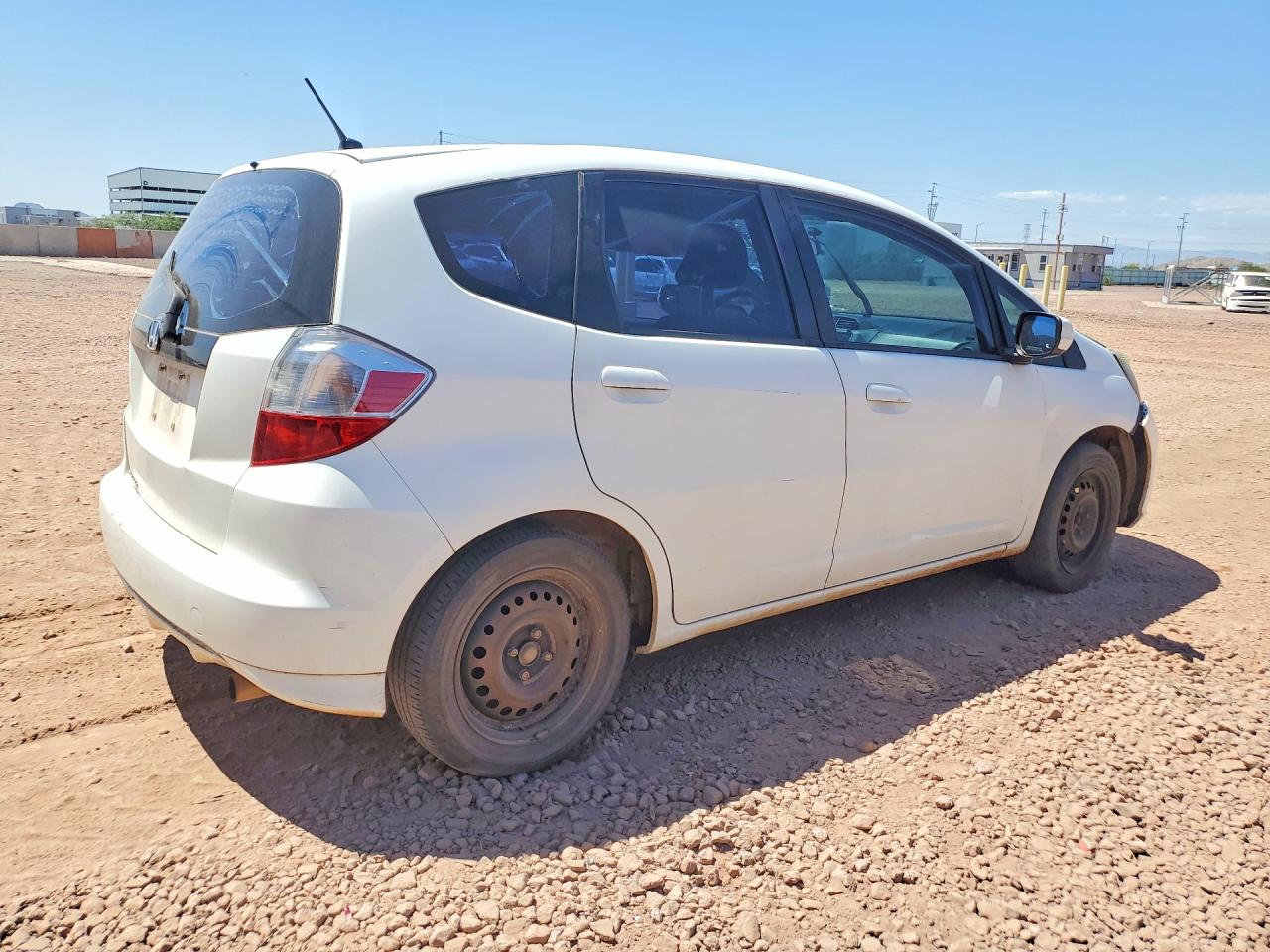 2013 HONDA FIT photo 5