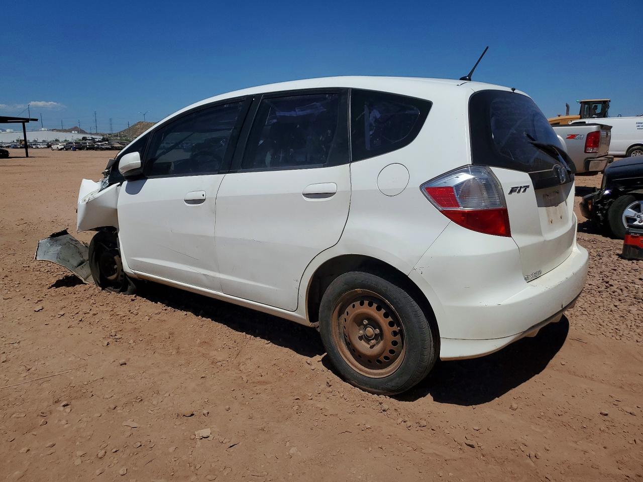 2013 HONDA FIT photo 3