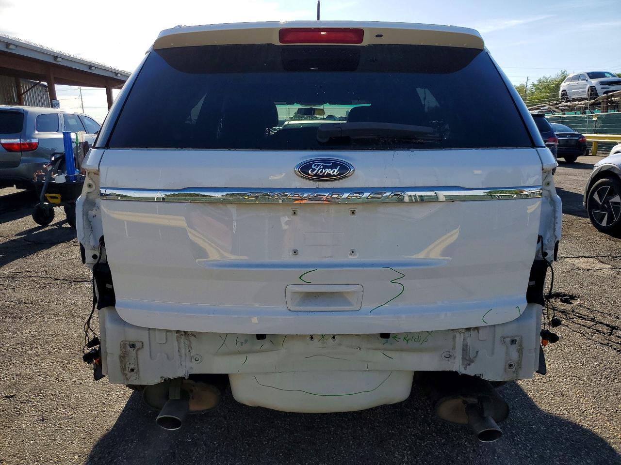 2014 FORD EXPLORER photo 16