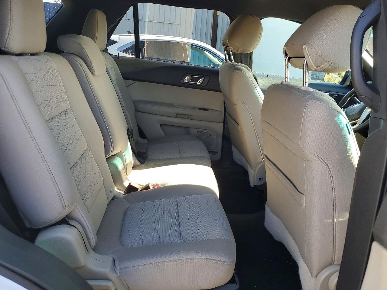 2014 FORD EXPLORER photo 31