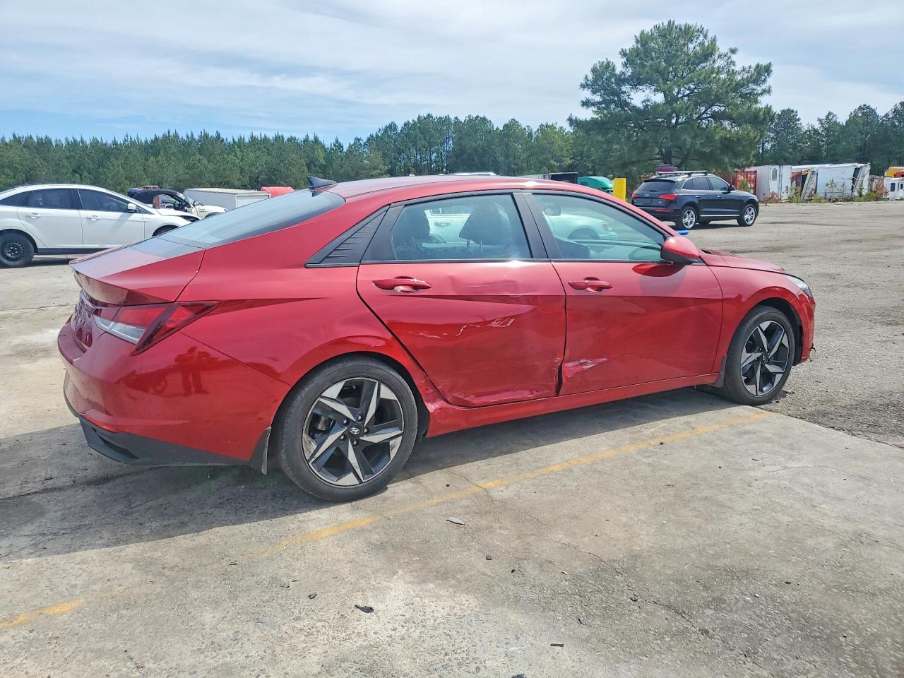 2023 HYUNDAI ELANTRA SEL photo 5