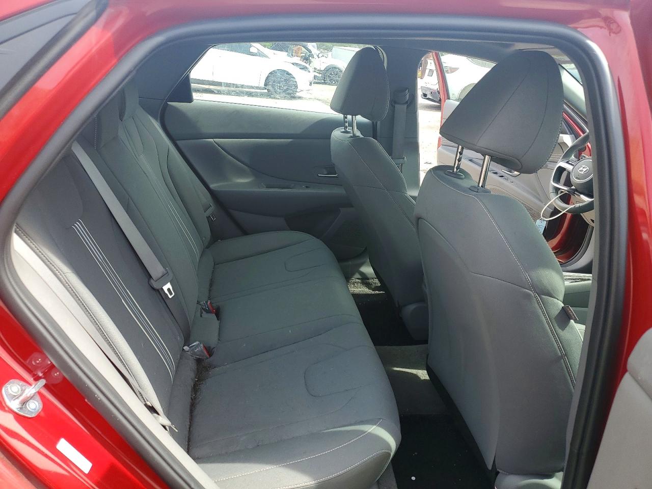 2023 HYUNDAI ELANTRA SEL photo 19