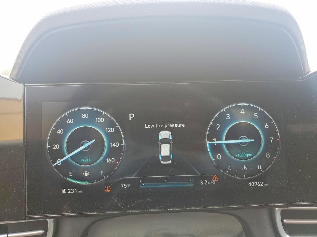 2023 HYUNDAI ELANTRA SEL photo 17