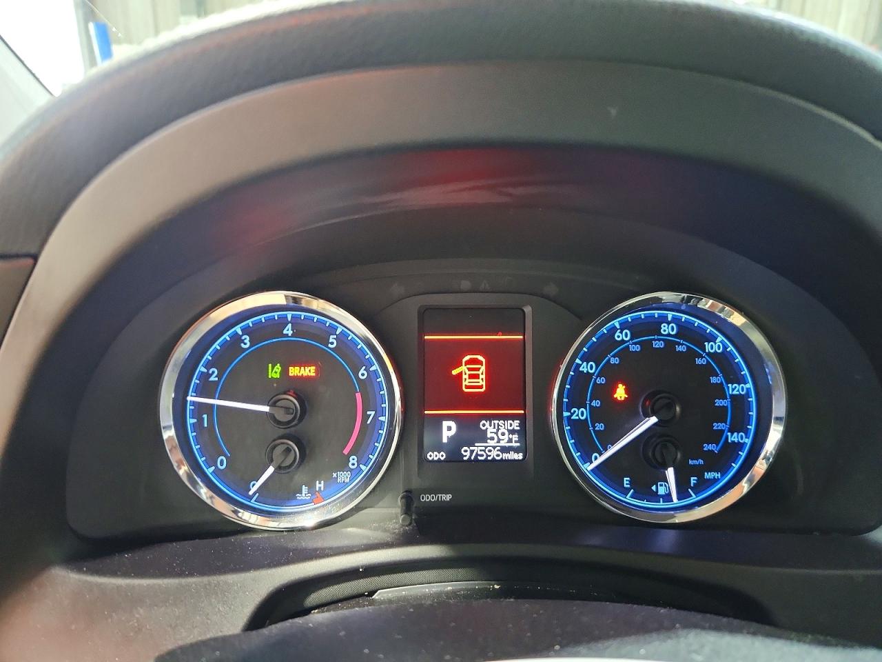 2018 TOYOTA COROLLA LE photo 17