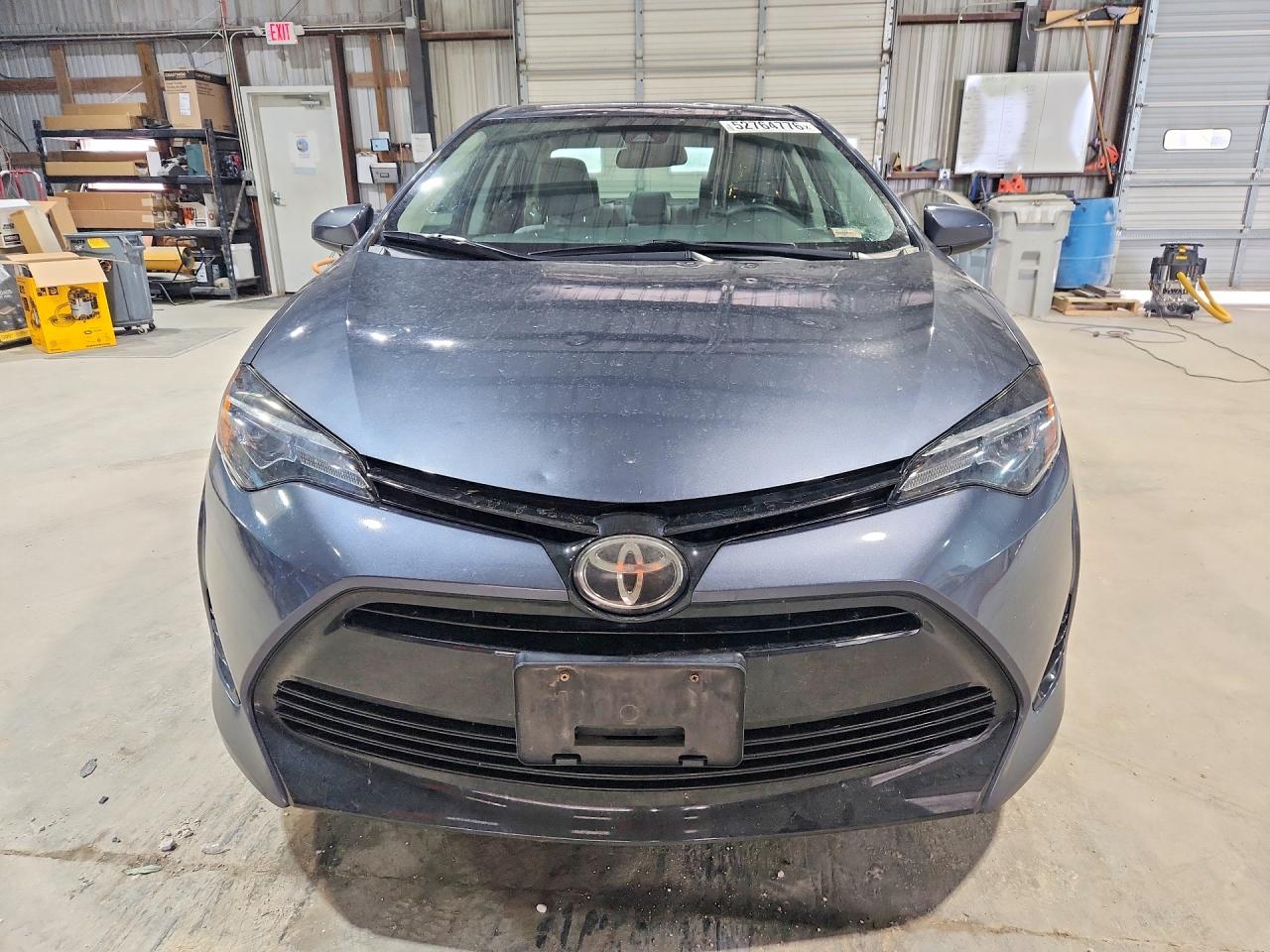 2018 TOYOTA COROLLA LE photo 9