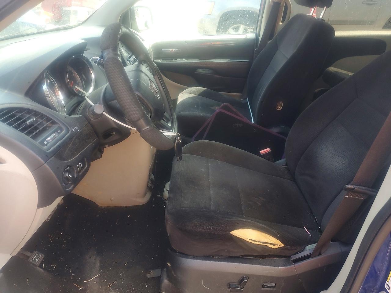 2013 DODGE GRAND CARAVAN SXT photo 13