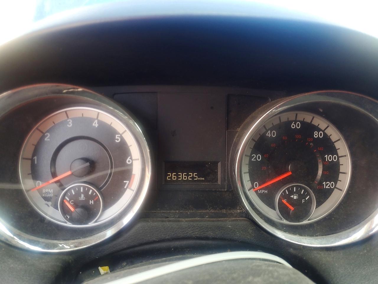 2013 DODGE GRAND CARAVAN SXT photo 17