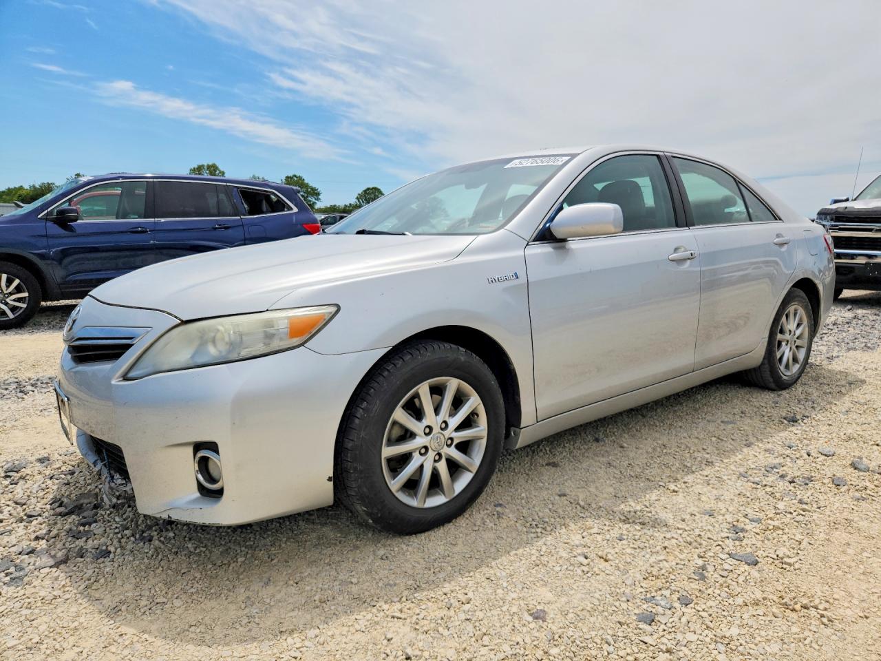 2011 TOYOTA CAMRY
