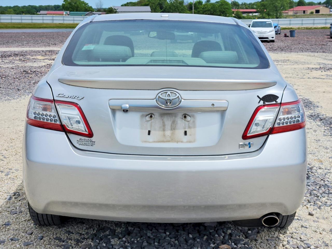 2011 TOYOTA CAMRY HYBRID photo 11