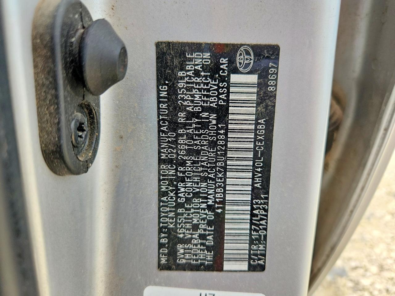 2011 TOYOTA CAMRY HYBRID photo 23
