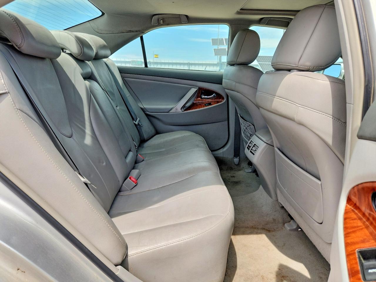 2011 TOYOTA CAMRY HYBRID photo 19