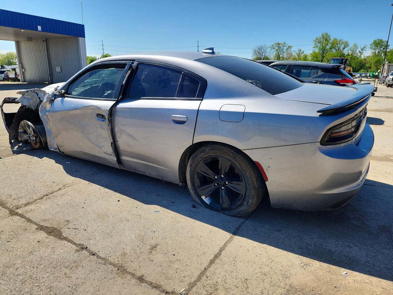 2017 DODGE CHARGER SXT photo 4