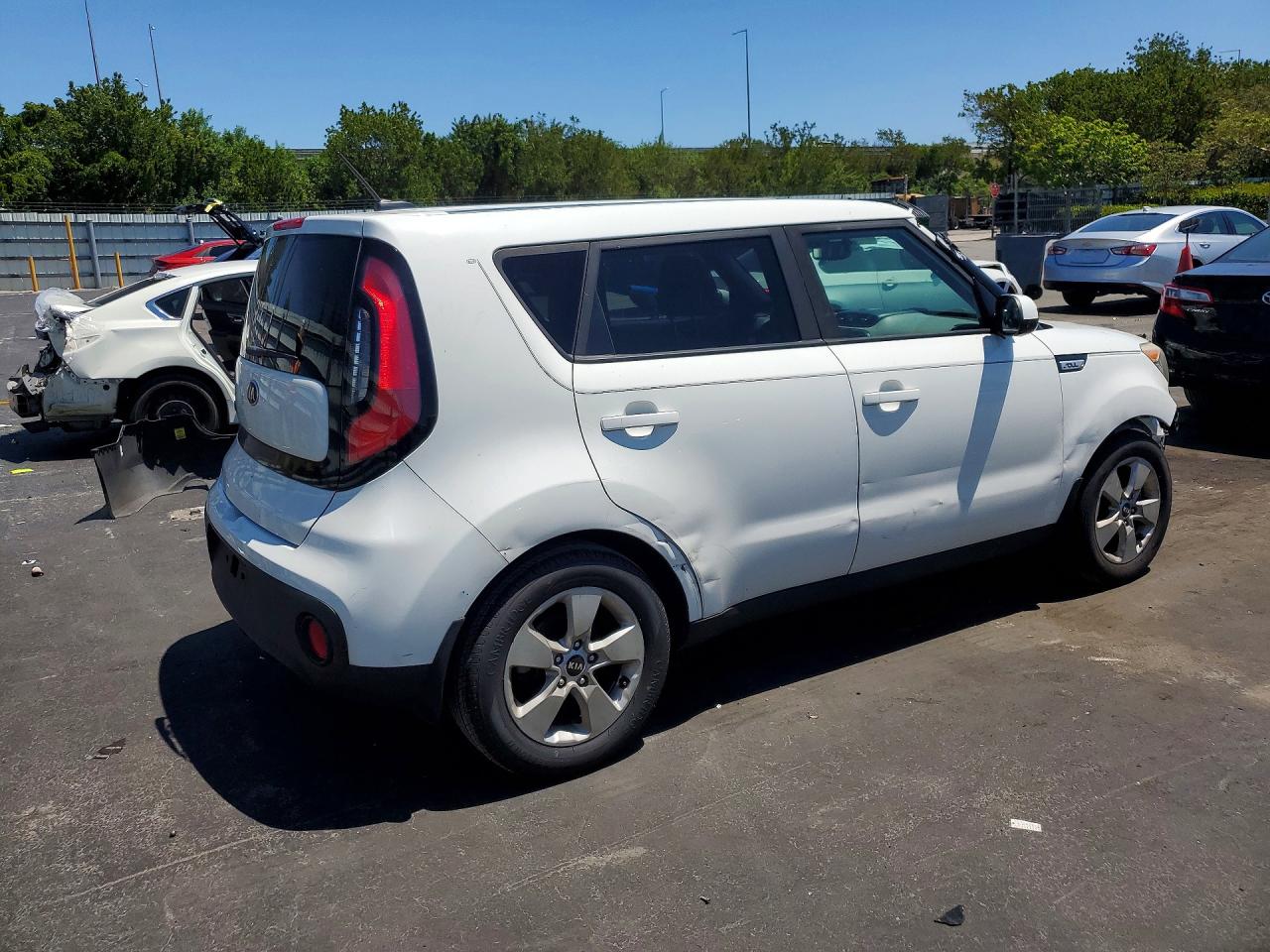 2018 KIA SOUL BASE photo 5