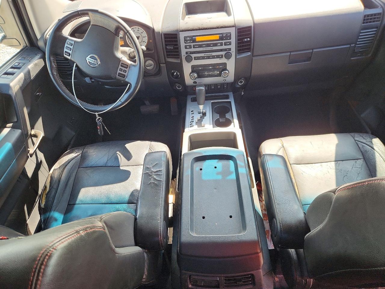 2011 NISSAN TITAN SV photo 15