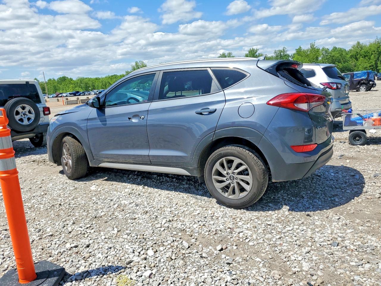 2018 HYUNDAI TUCSON SEL photo 4