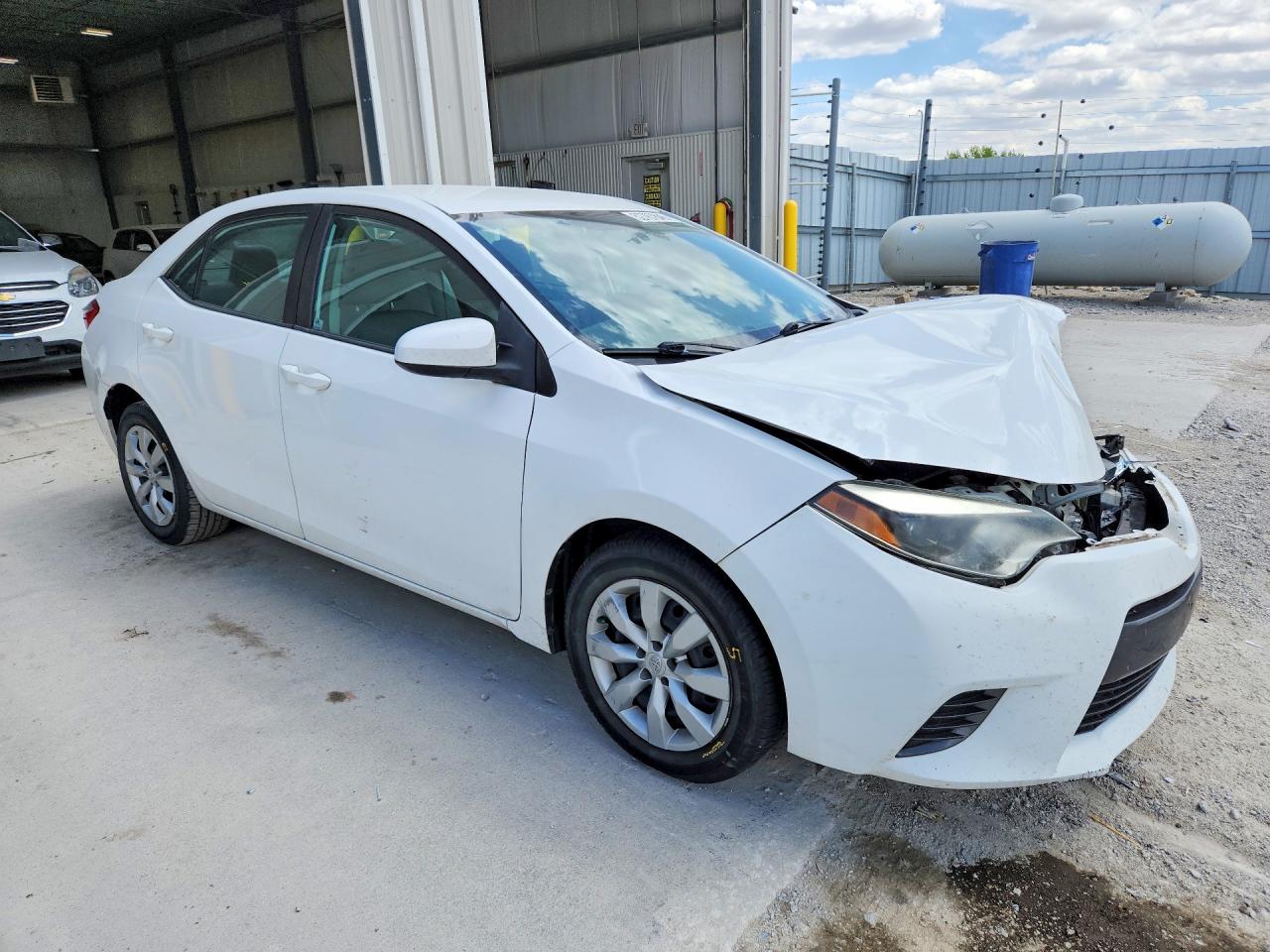 2015 TOYOTA COROLLA LE photo 7