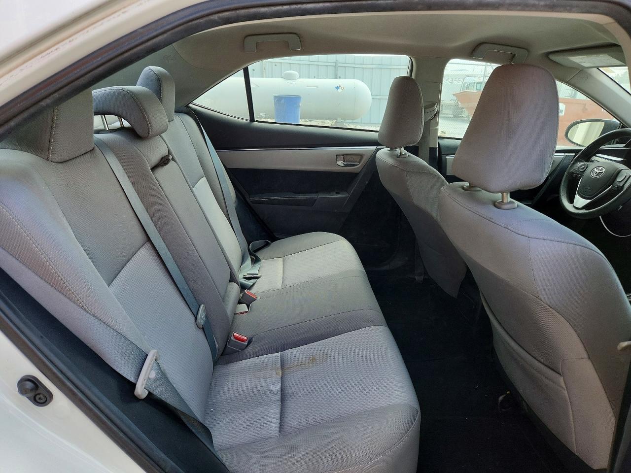 2015 TOYOTA COROLLA LE photo 19