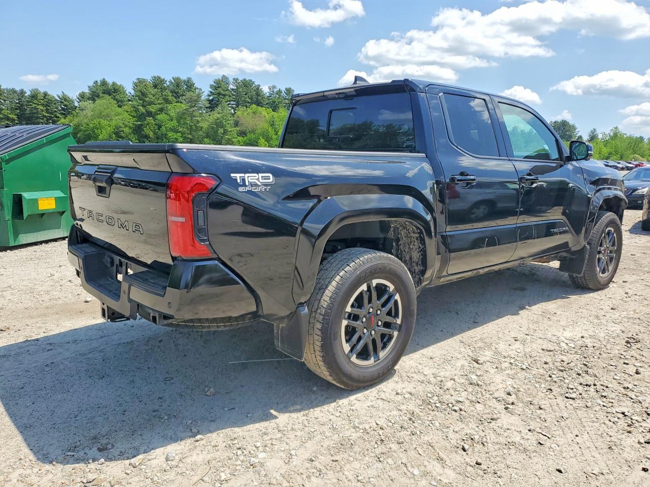 2025 TOYOTA TACOMA TRD SPORT photo 3