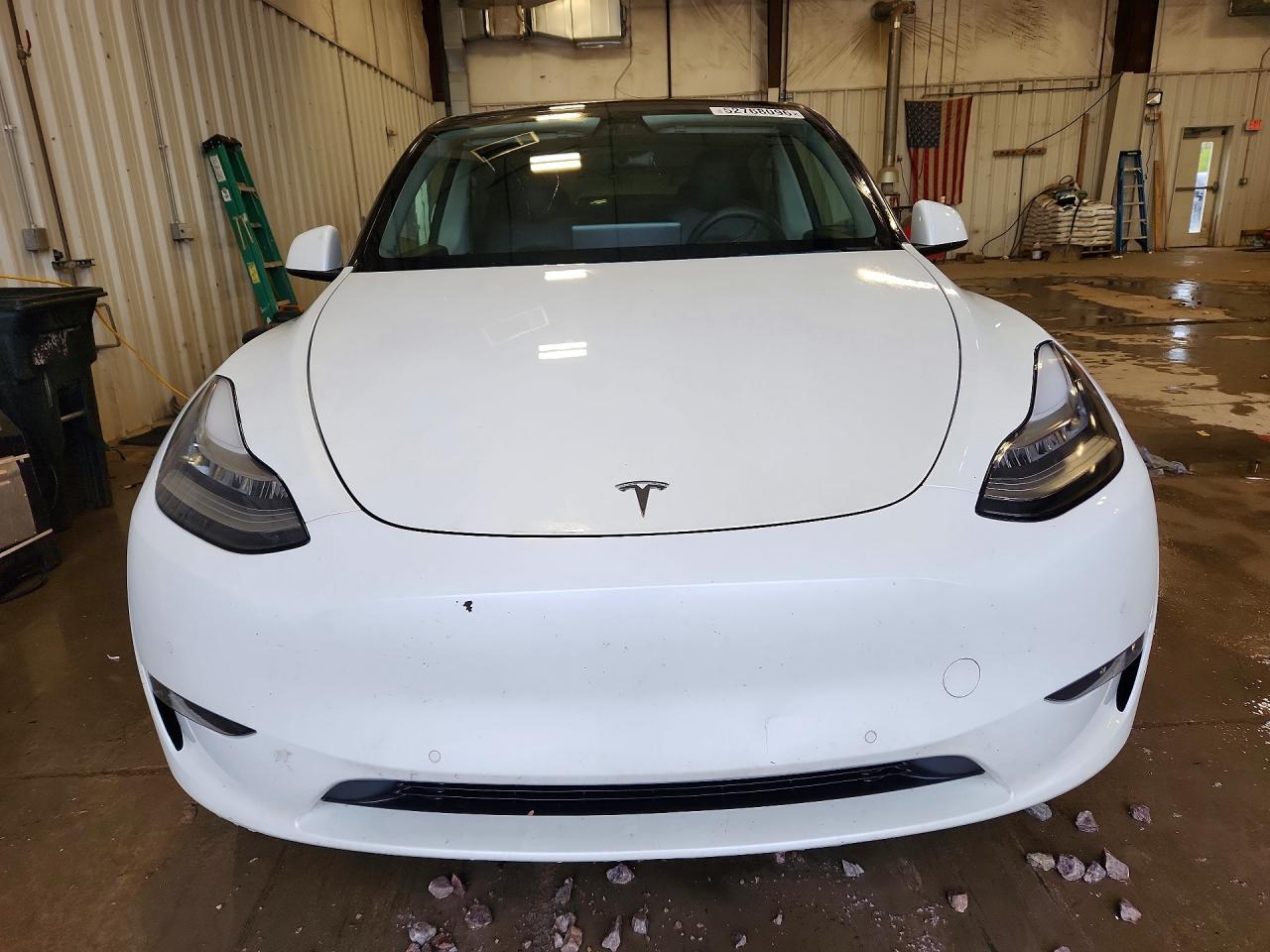 2021 TESLA MODEL Y photo 13