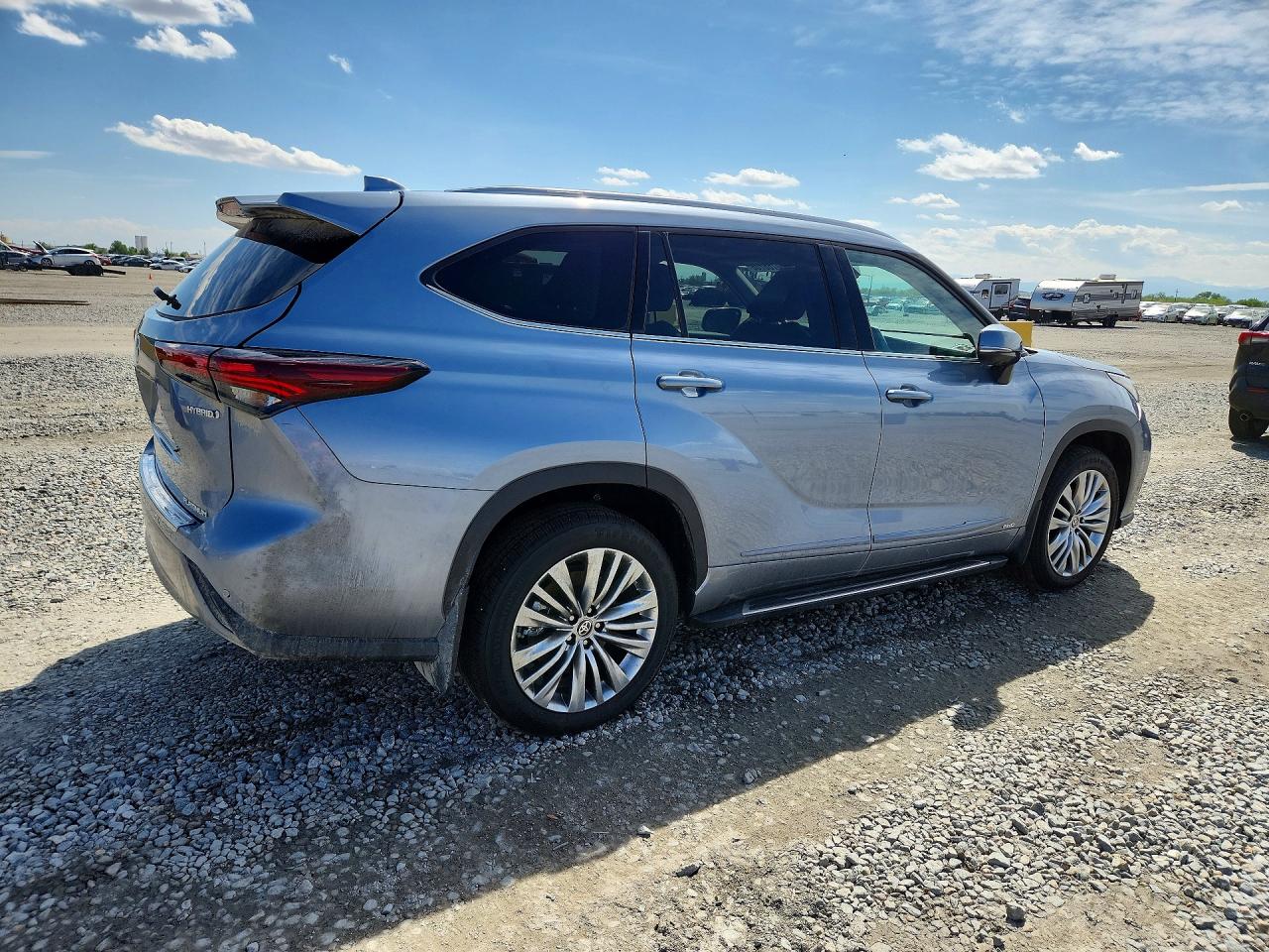 2024 TOYOTA HIGHLANDER HYBRID PLATINUM photo 7