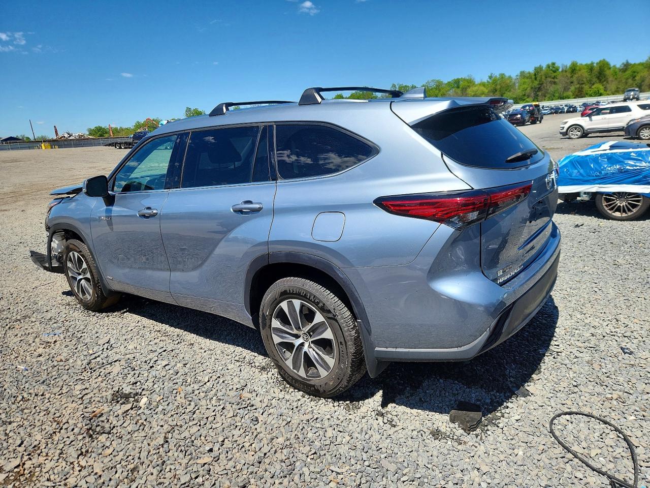 2021 TOYOTA HIGHLANDER HYBRID XLE photo 2