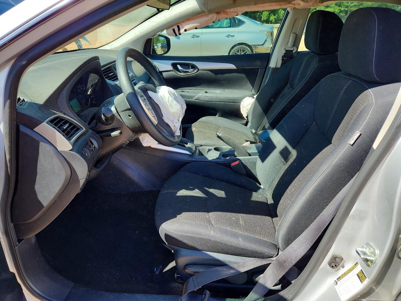 2017 NISSAN SENTRA S photo 13