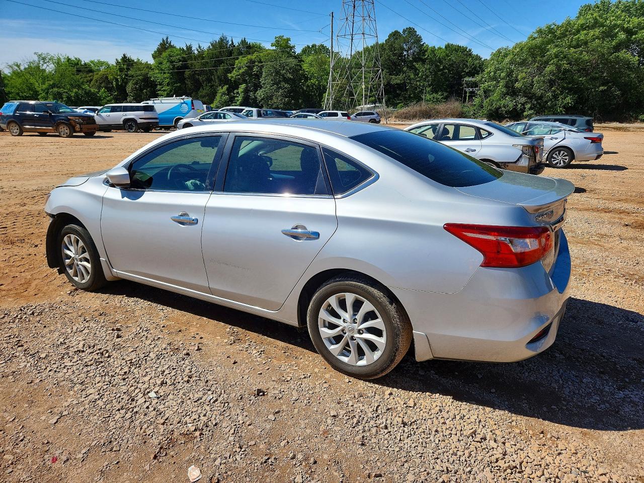 2017 NISSAN SENTRA S photo 3