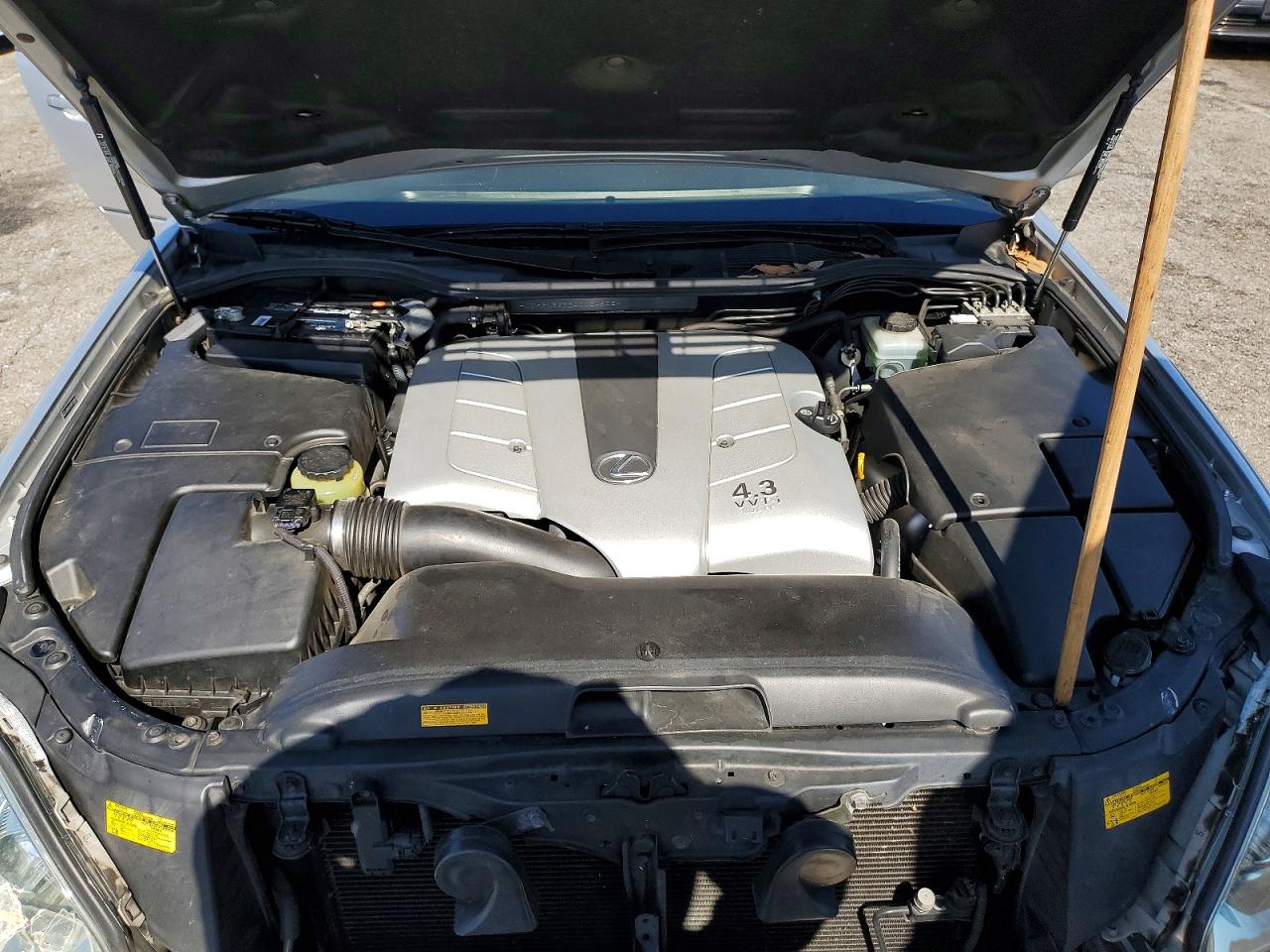 2004 LEXUS LS 430 photo 21