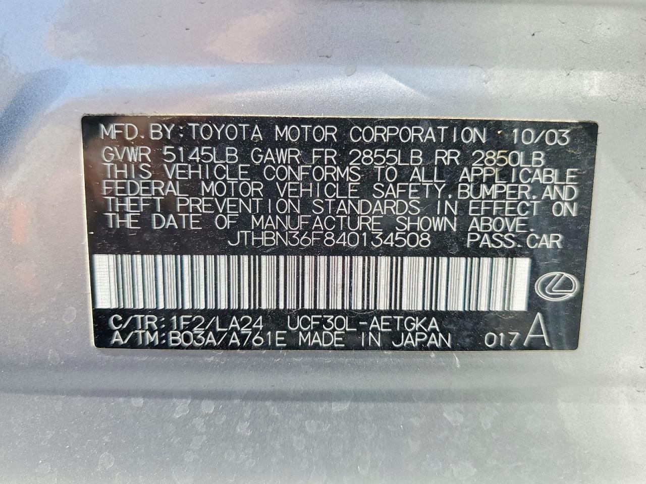 2004 LEXUS LS 430 photo 23