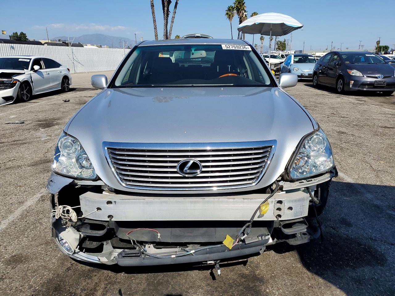 2004 LEXUS LS 430 photo 9