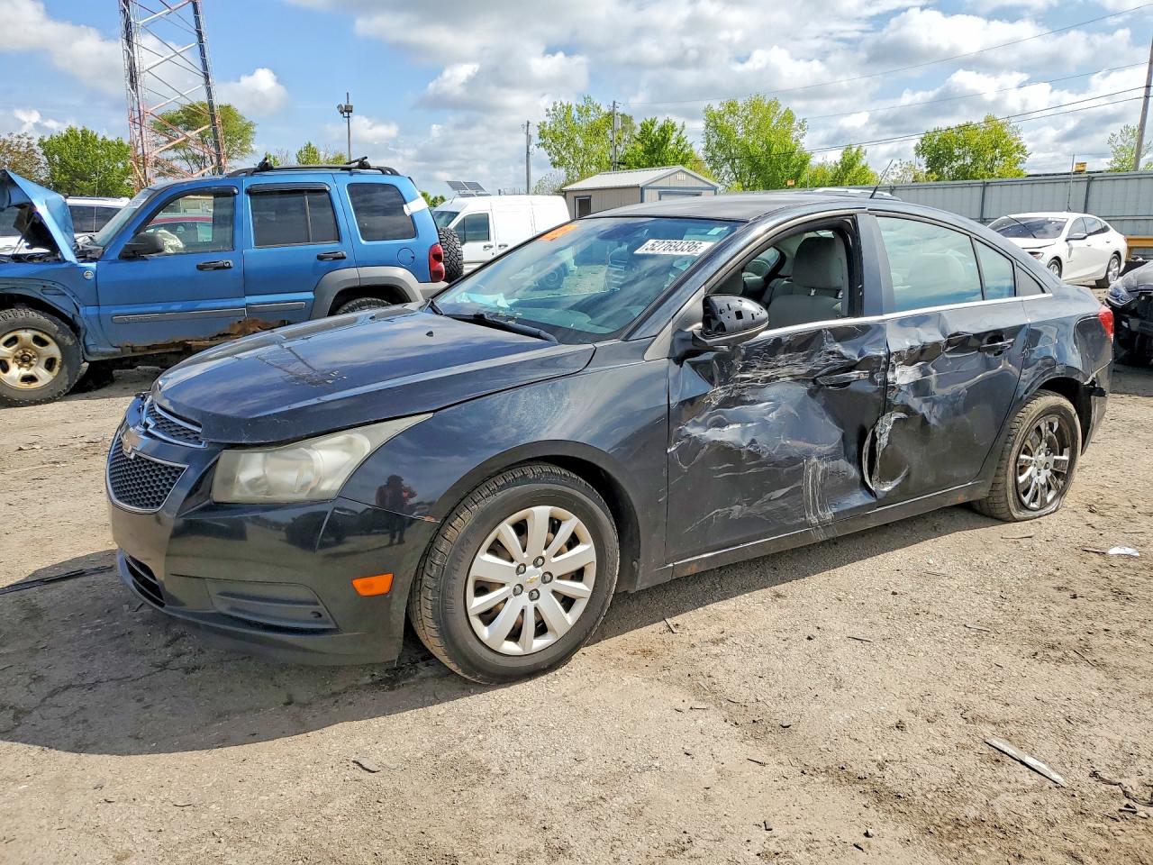 2011 CHEVROLET CRUZE