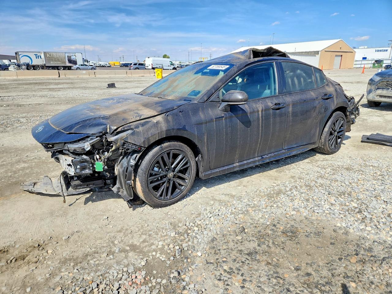 2025 TOYOTA CAMRY