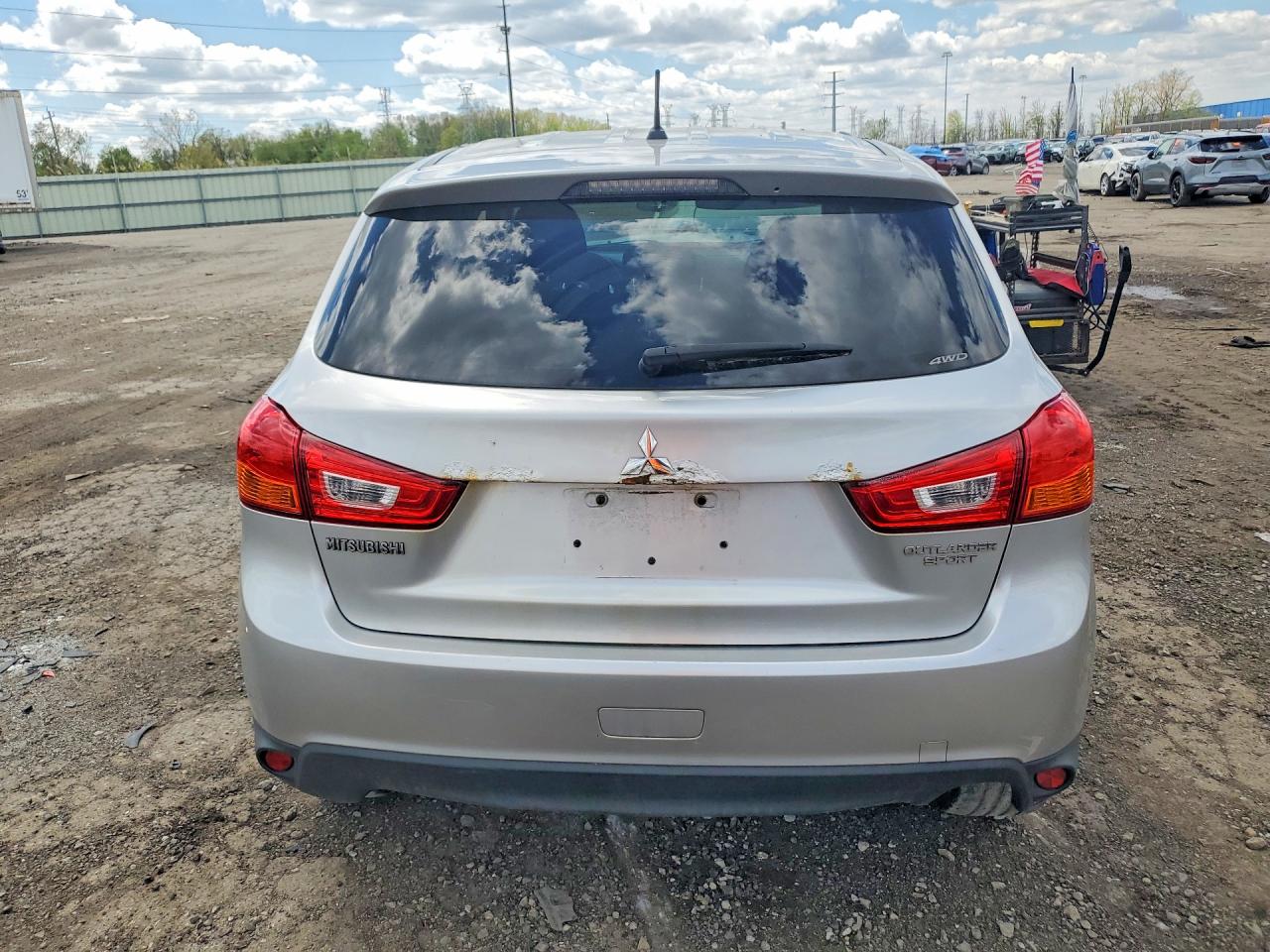2013 MITSUBISHI OUTLANDER SPORT ES photo 11