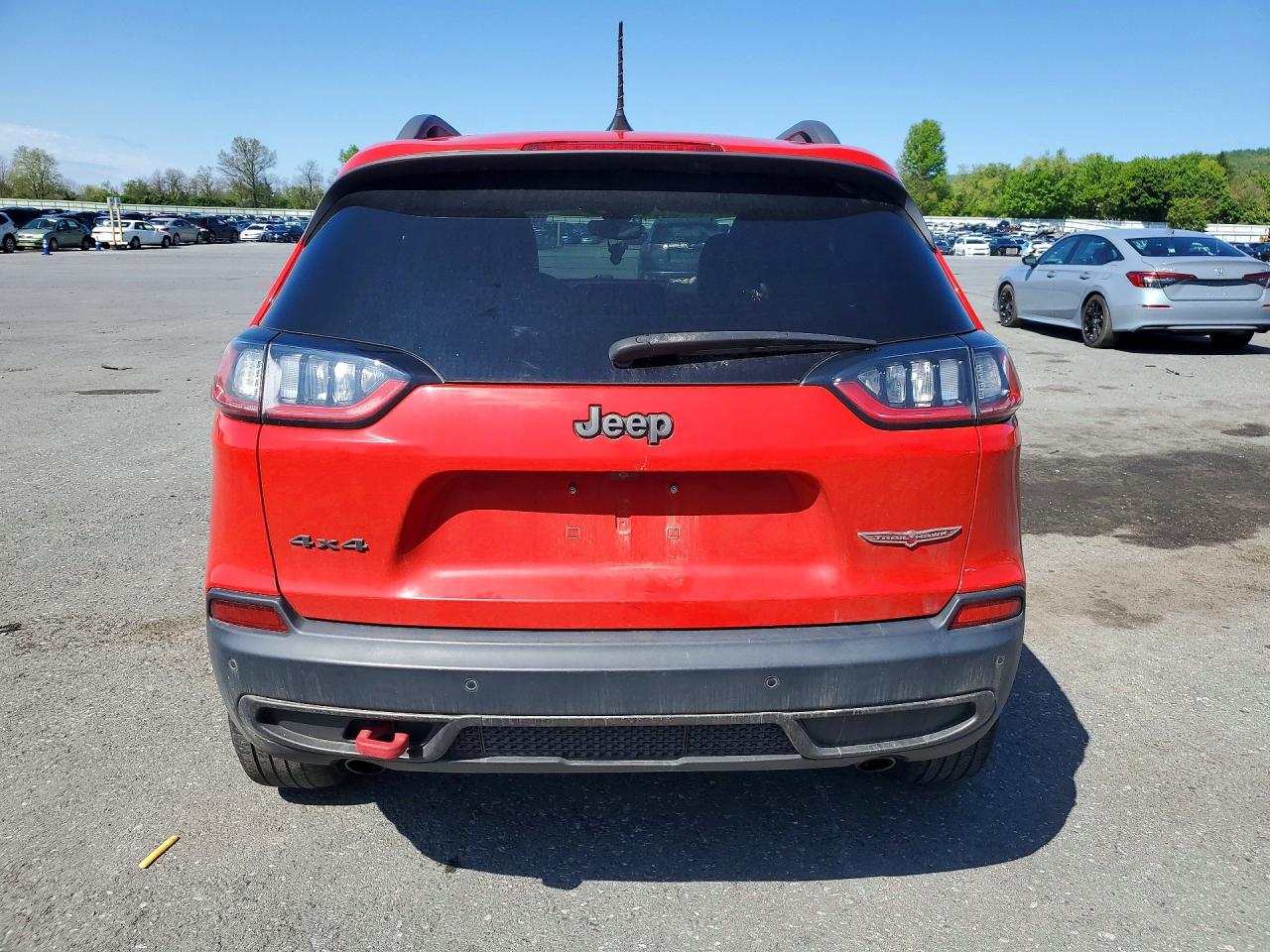 2019 JEEP CHEROKEE TRAILHAWK photo 16