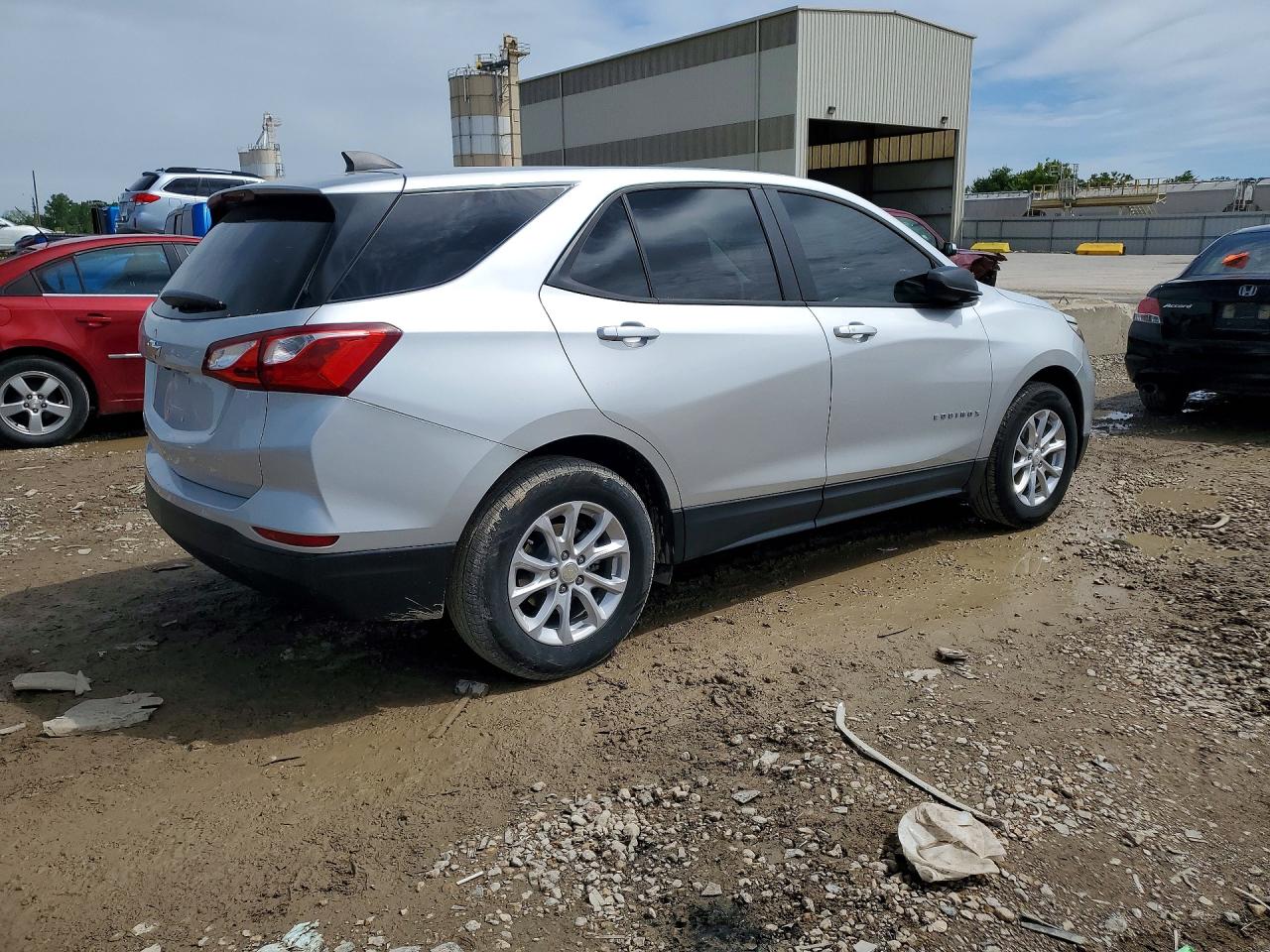 2020 CHEVROLET EQUINOX LS photo 5