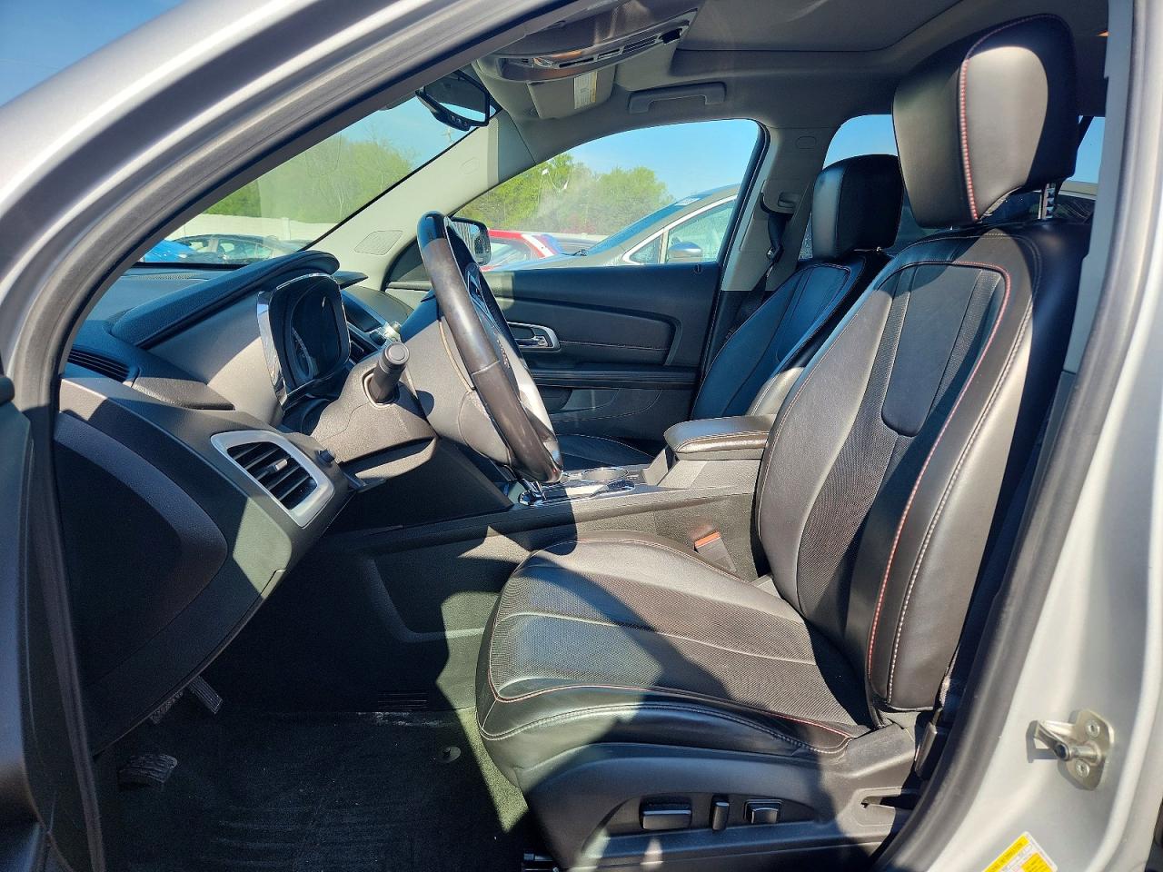 2017 GMC TERRAIN SLT photo 7