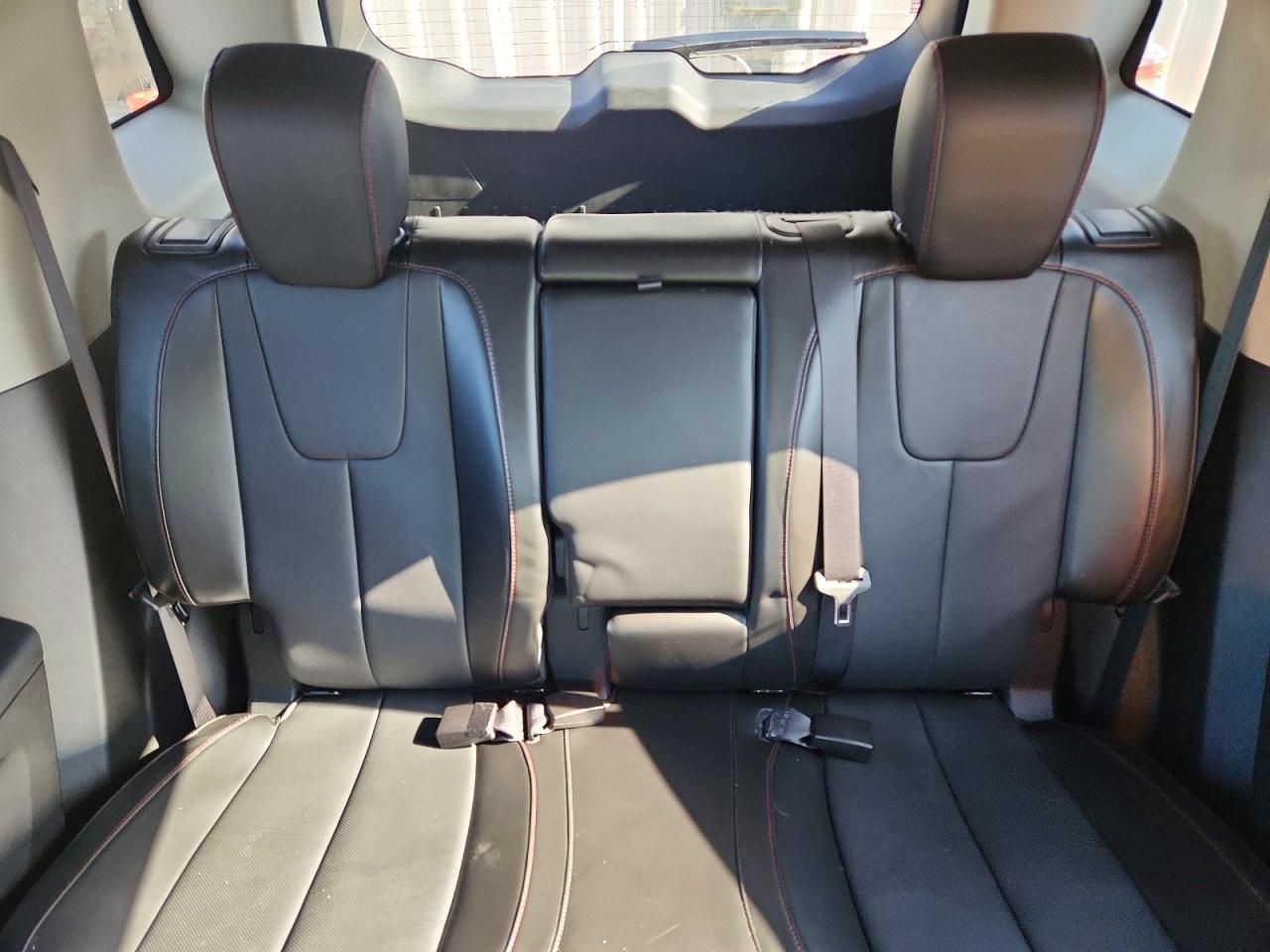 2017 GMC TERRAIN SLT photo 10