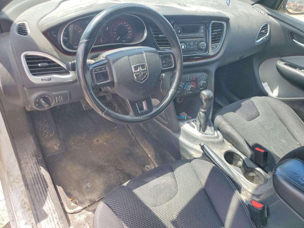 2015 DODGE DART SXT photo 8
