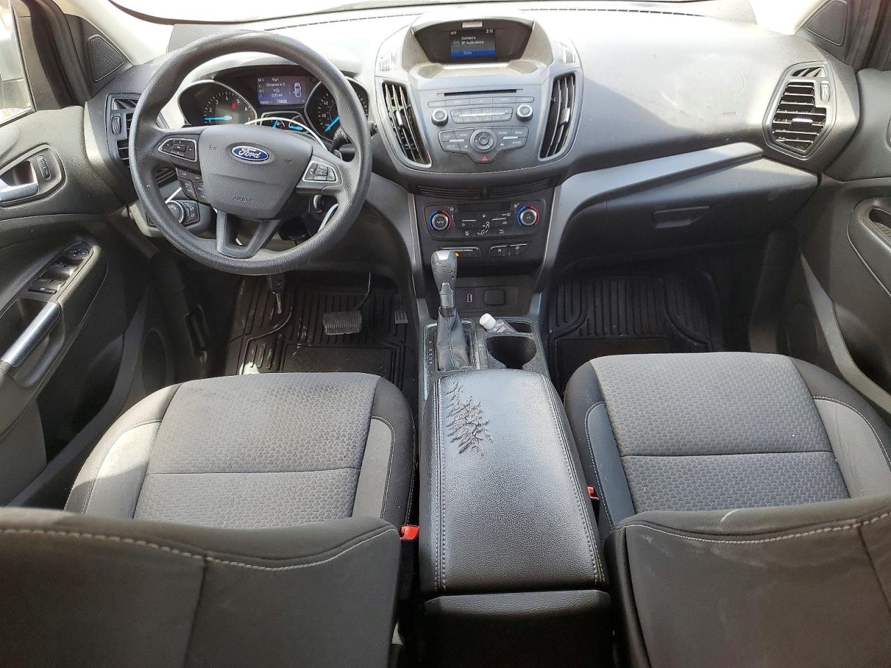 2017 FORD ESCAPE SE photo 15
