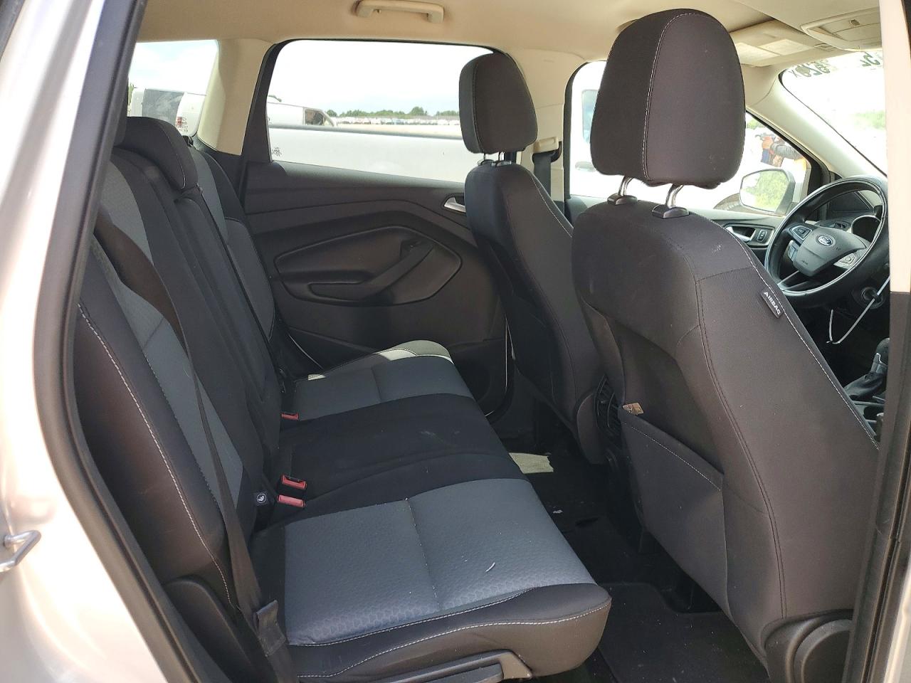 2017 FORD ESCAPE SE photo 21