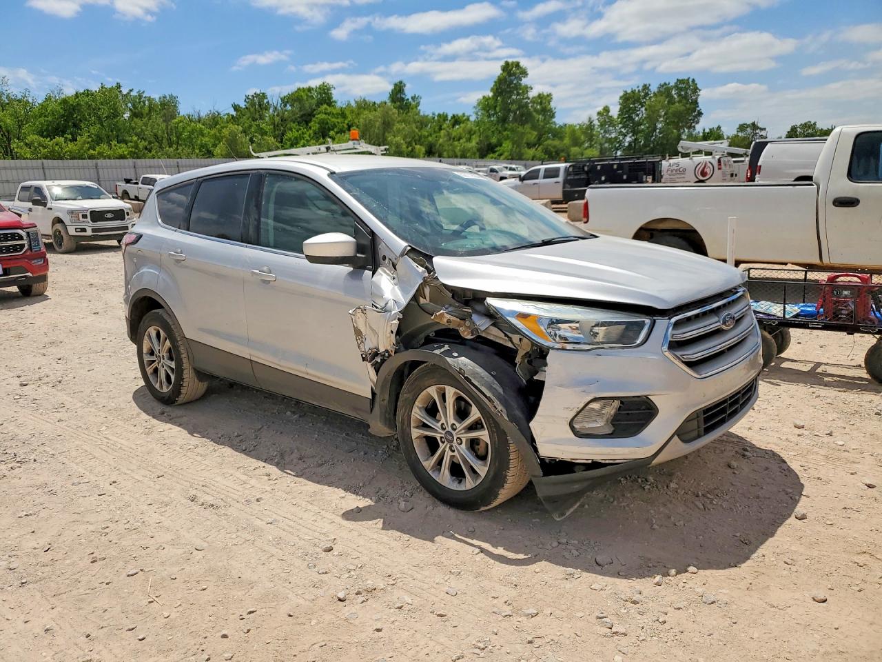 2017 FORD ESCAPE SE photo 7